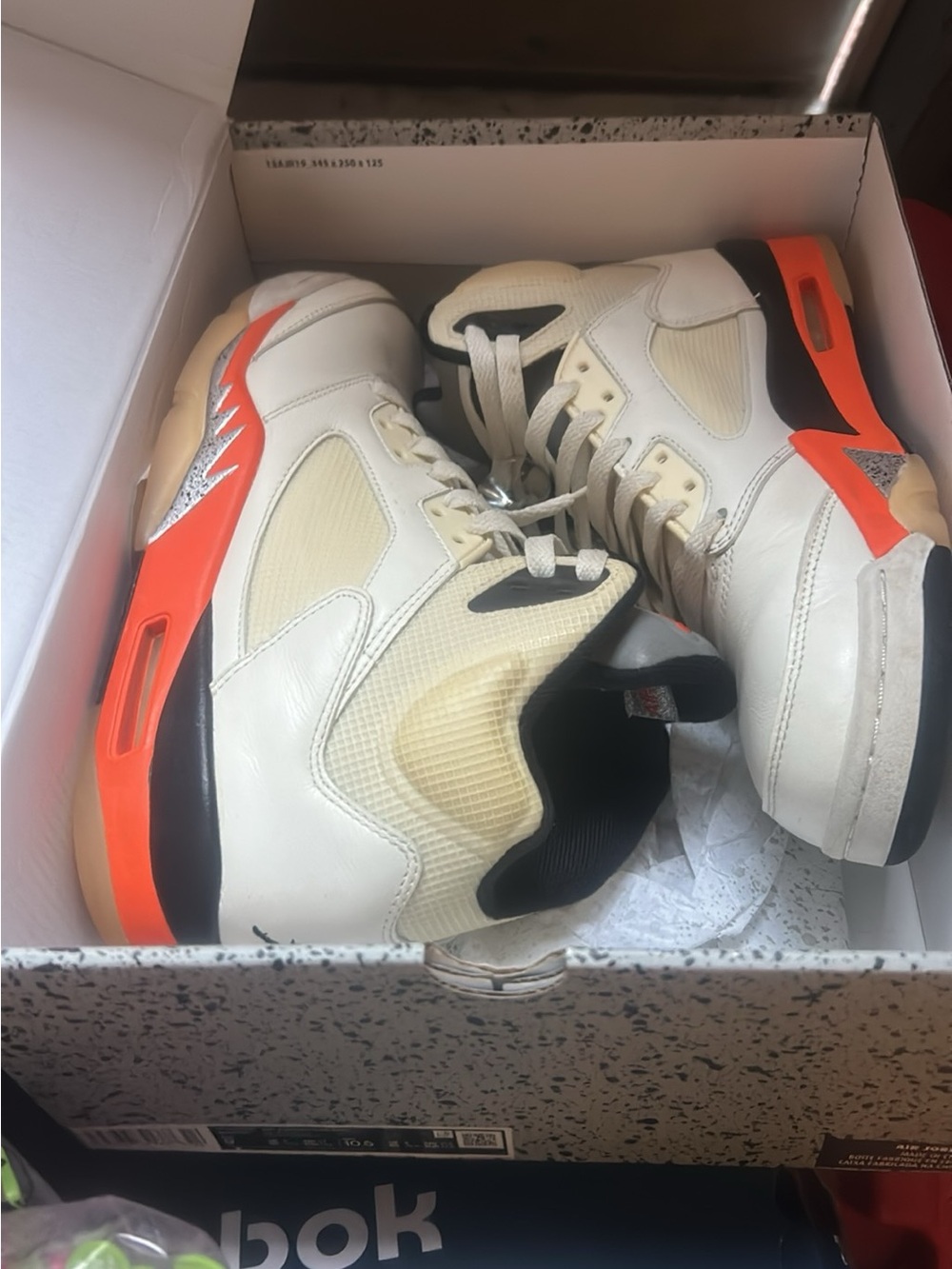 2021 Air Jordan 5 Retro 'Shattered
Backboard'. Size-10. Original Box